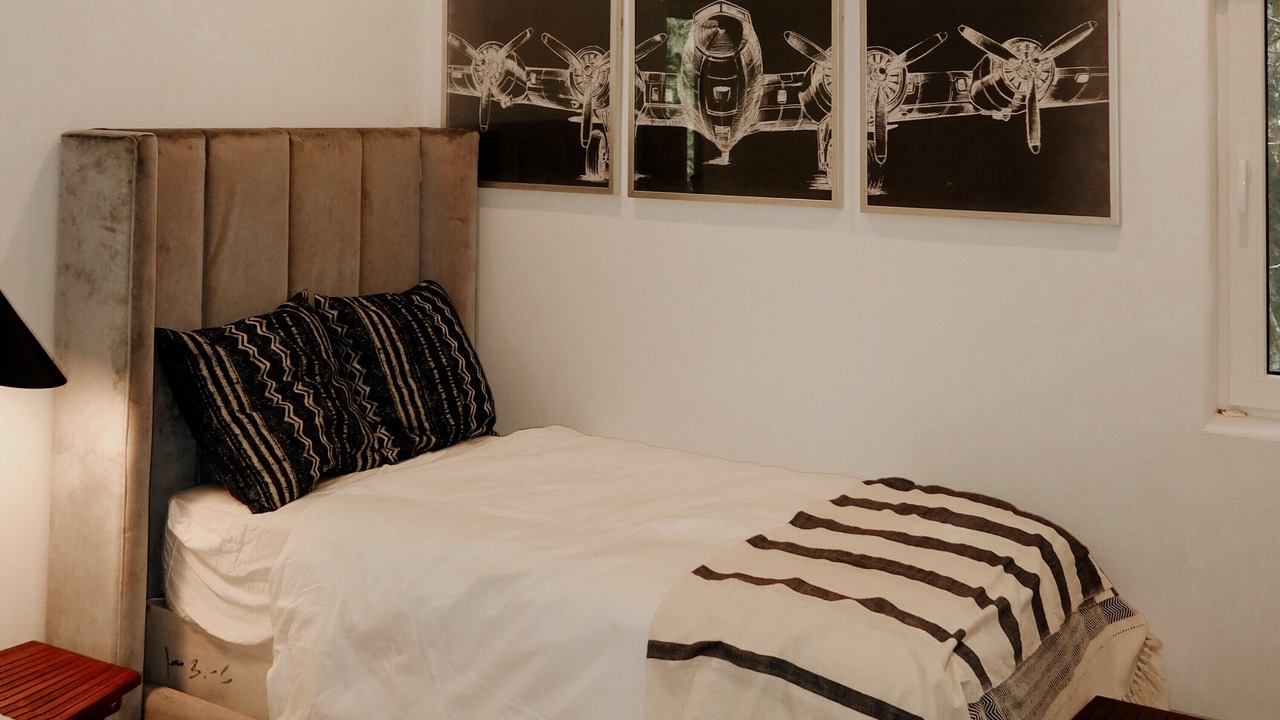 Photo of Bedroom in Crestline