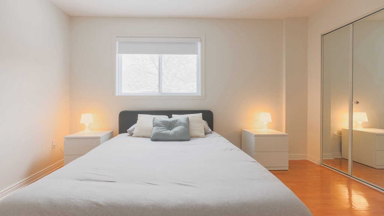 Photo of Bedroom in Longueuil