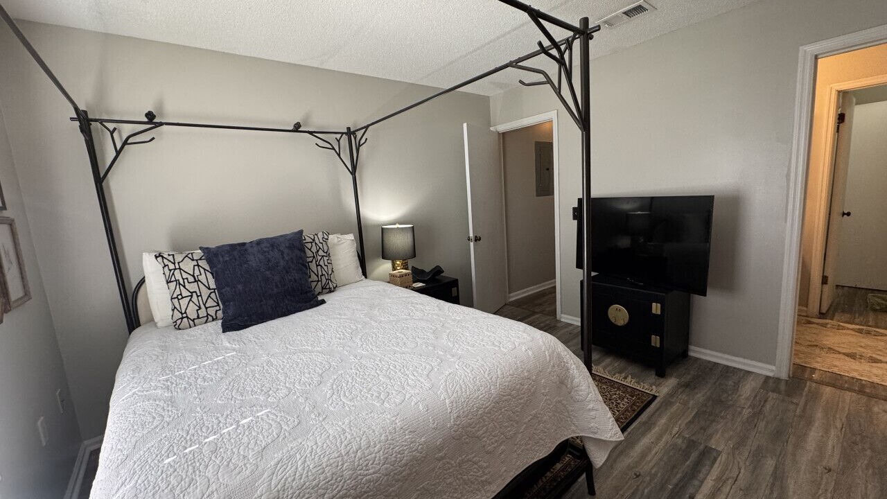 Photo of Bedroom in St. Marys