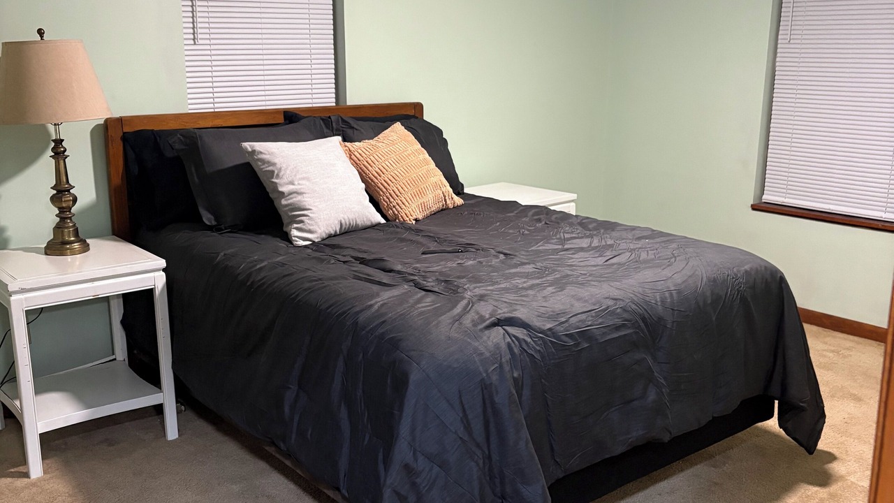 Photo of Bedroom in Benton