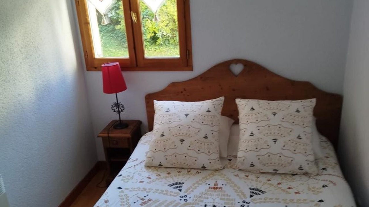 Photo of Bedroom in Giez