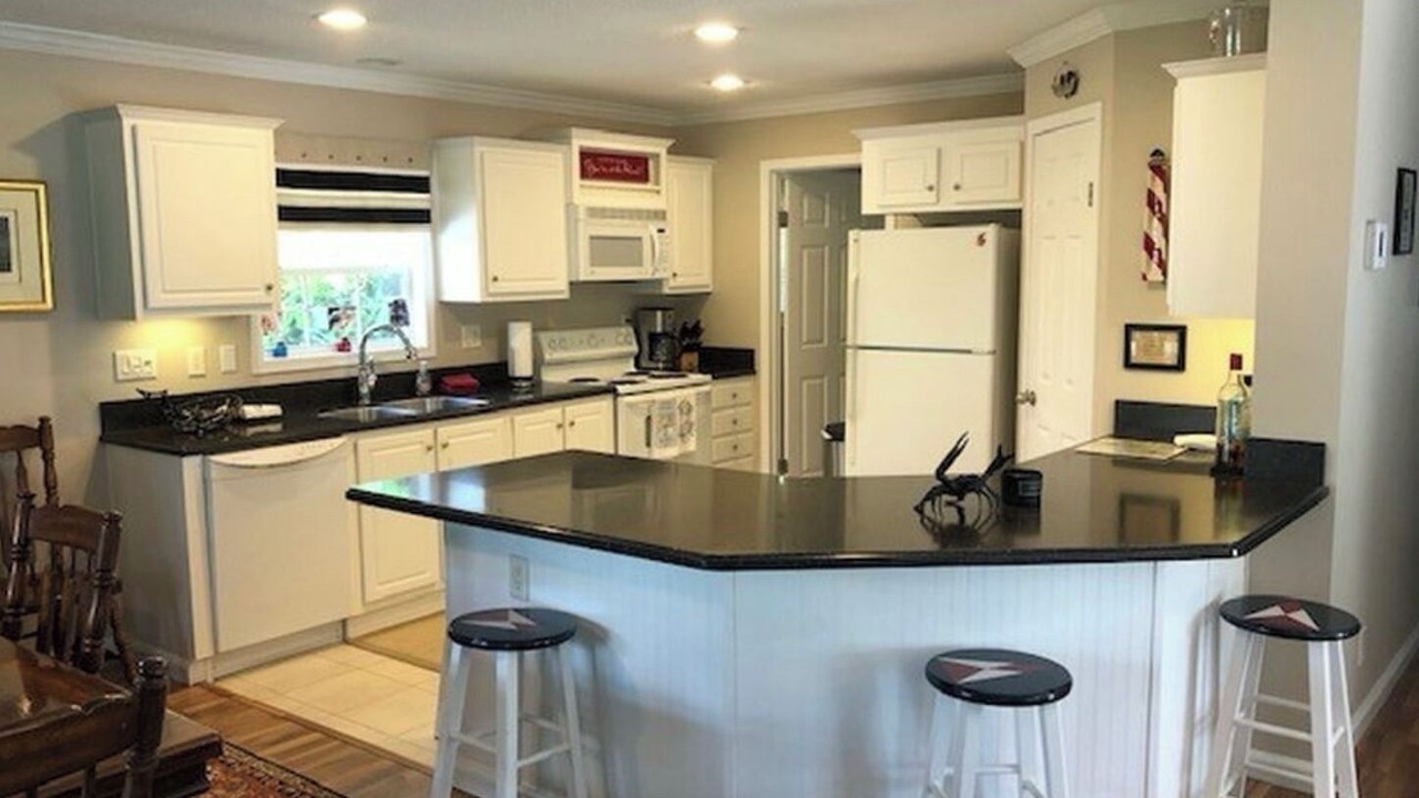 Photo of Kitchen in Deltaville