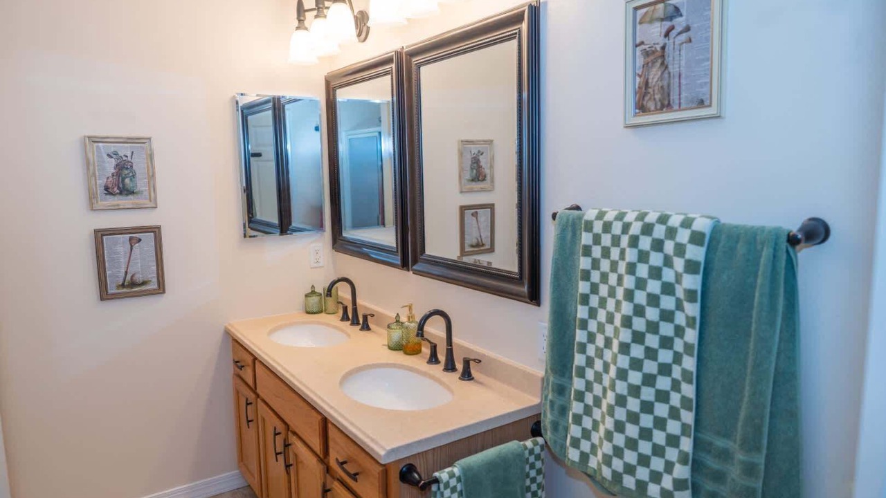Photo of Bathroom in Tall Trees
