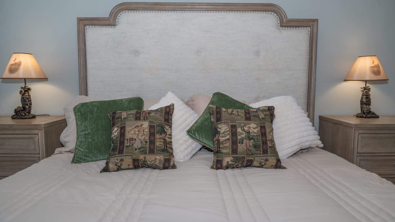 Photo of Bedroom in Tall Trees