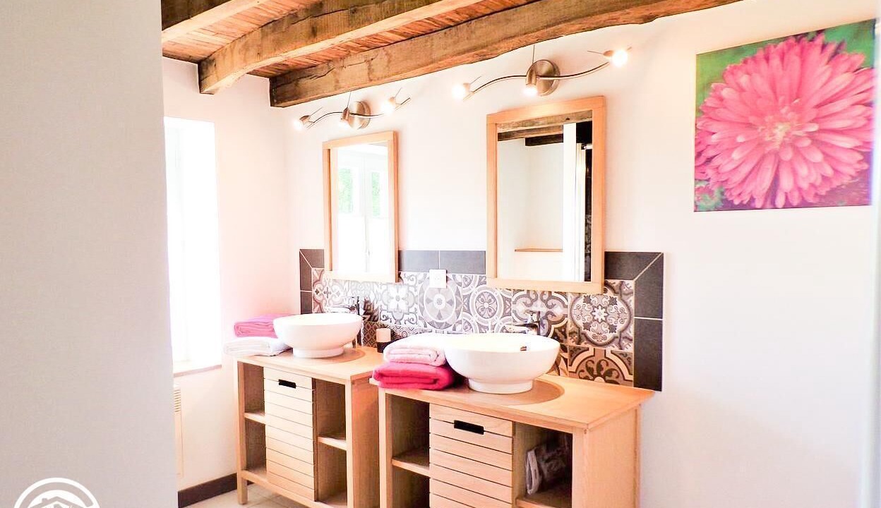 Photo of Bathroom in Concores