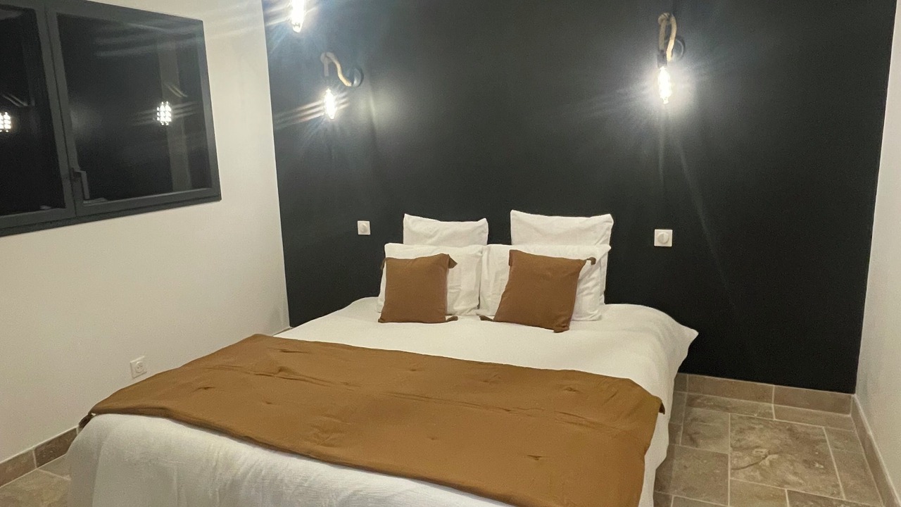 Photo of Bedroom in Saint-Saens