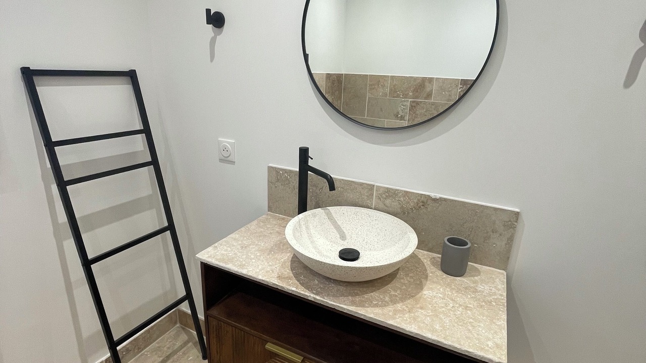 Photo of Bathroom in Saint-Saens