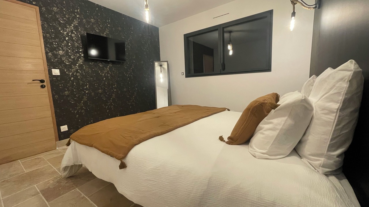 Photo of Bedroom in Saint-Saens
