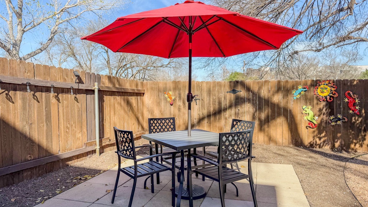 Photo of Outdoor in West Congress