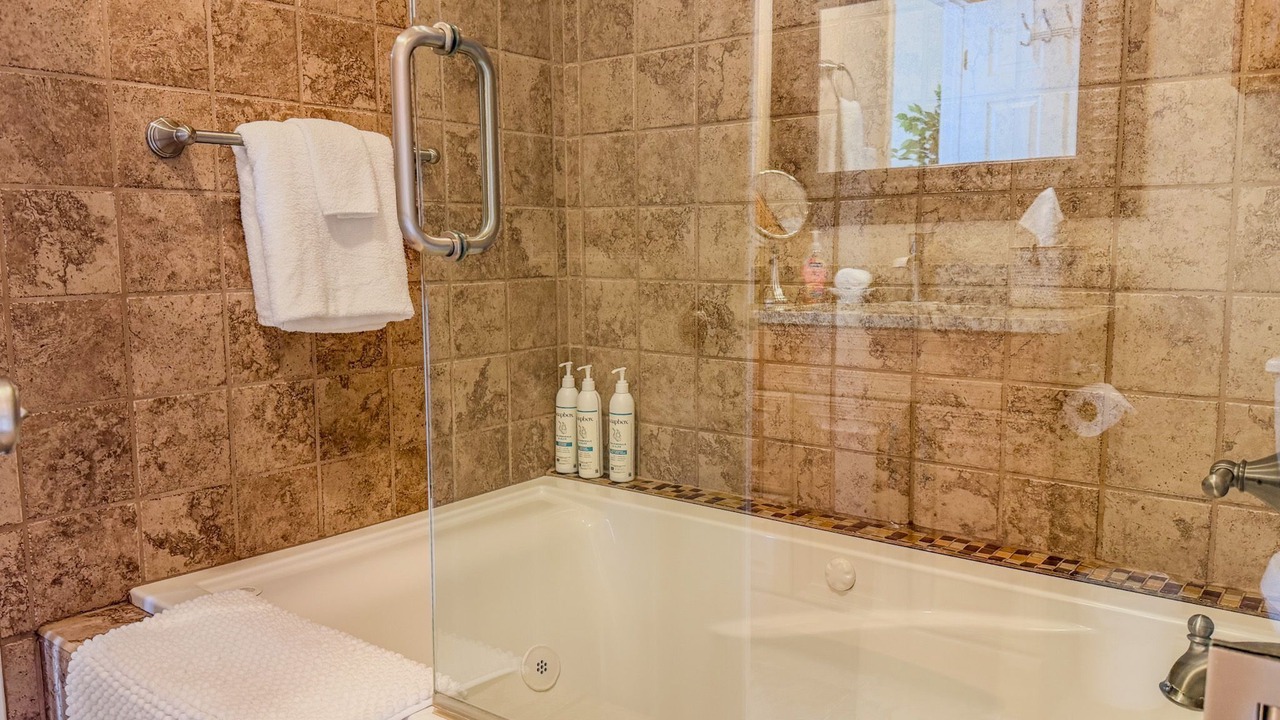 Photo of Bathroom in West Congress