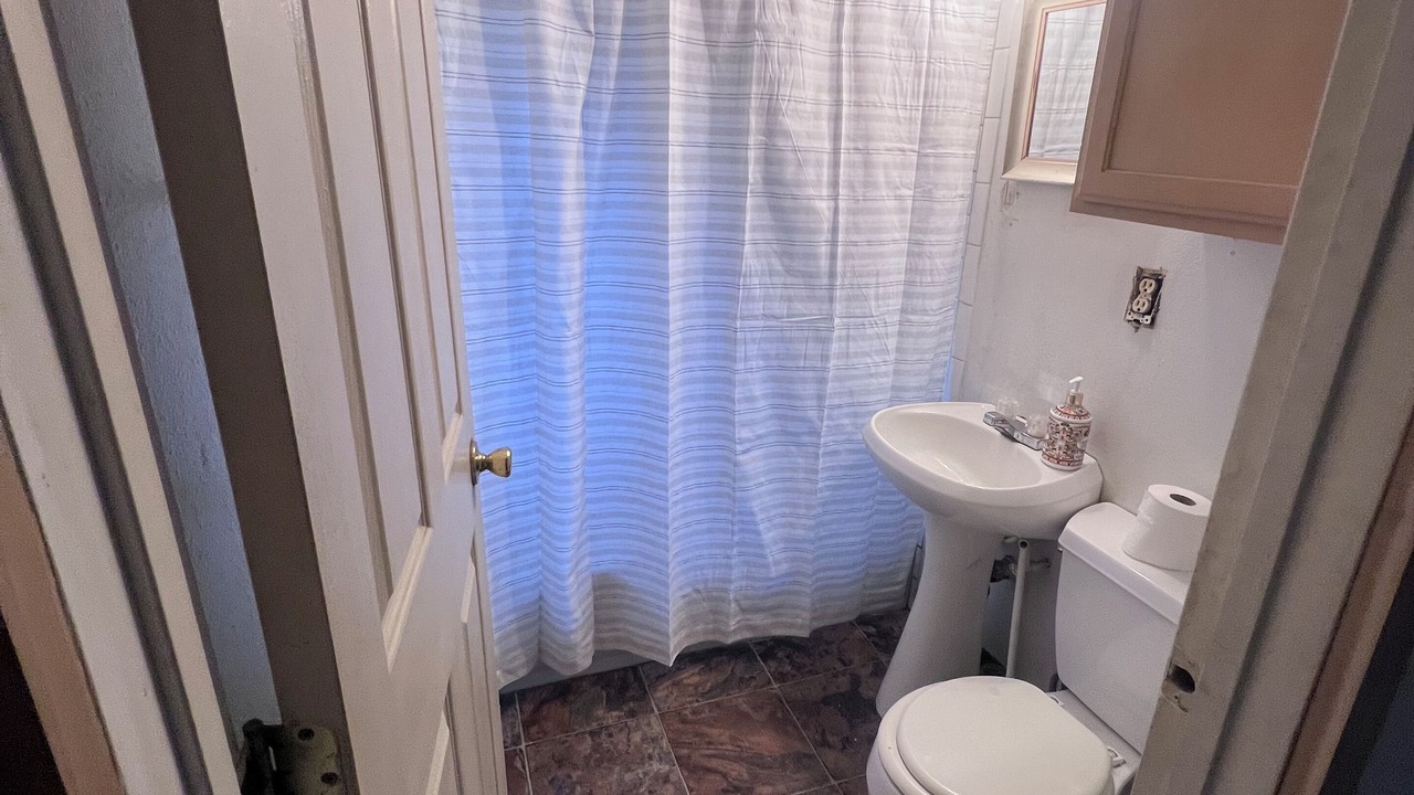 Photo of Bathroom in Bryn Mawr-Skyway