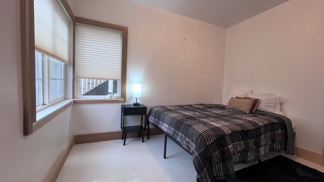 Photo of Bedroom in Bryn Mawr-Skyway