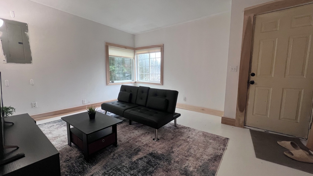 Photo of Livingroom in Bryn Mawr-Skyway