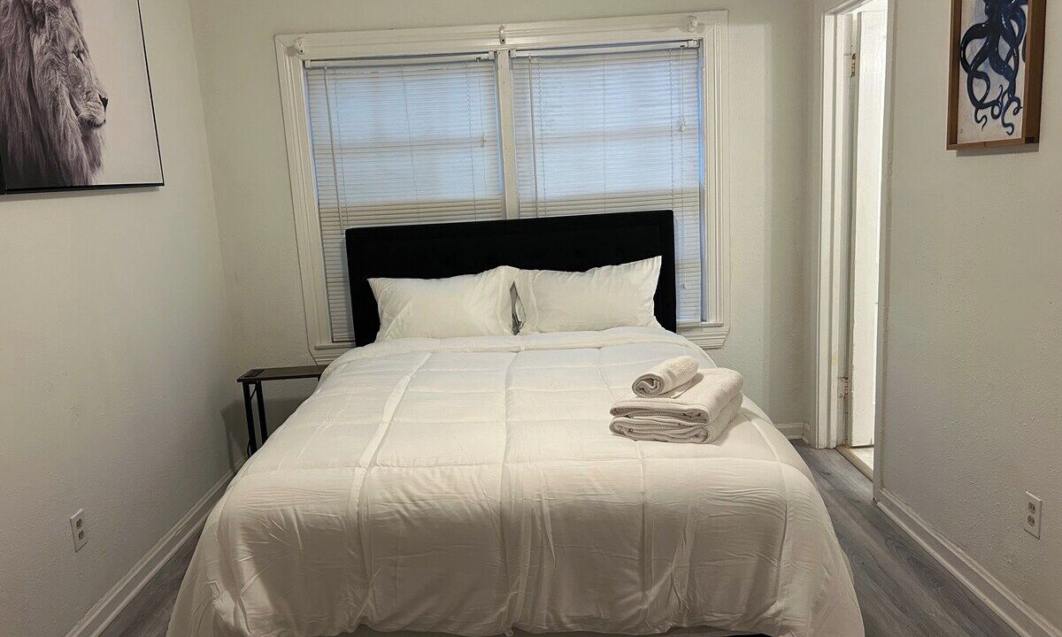 Photo of Bedroom in Houston Heights