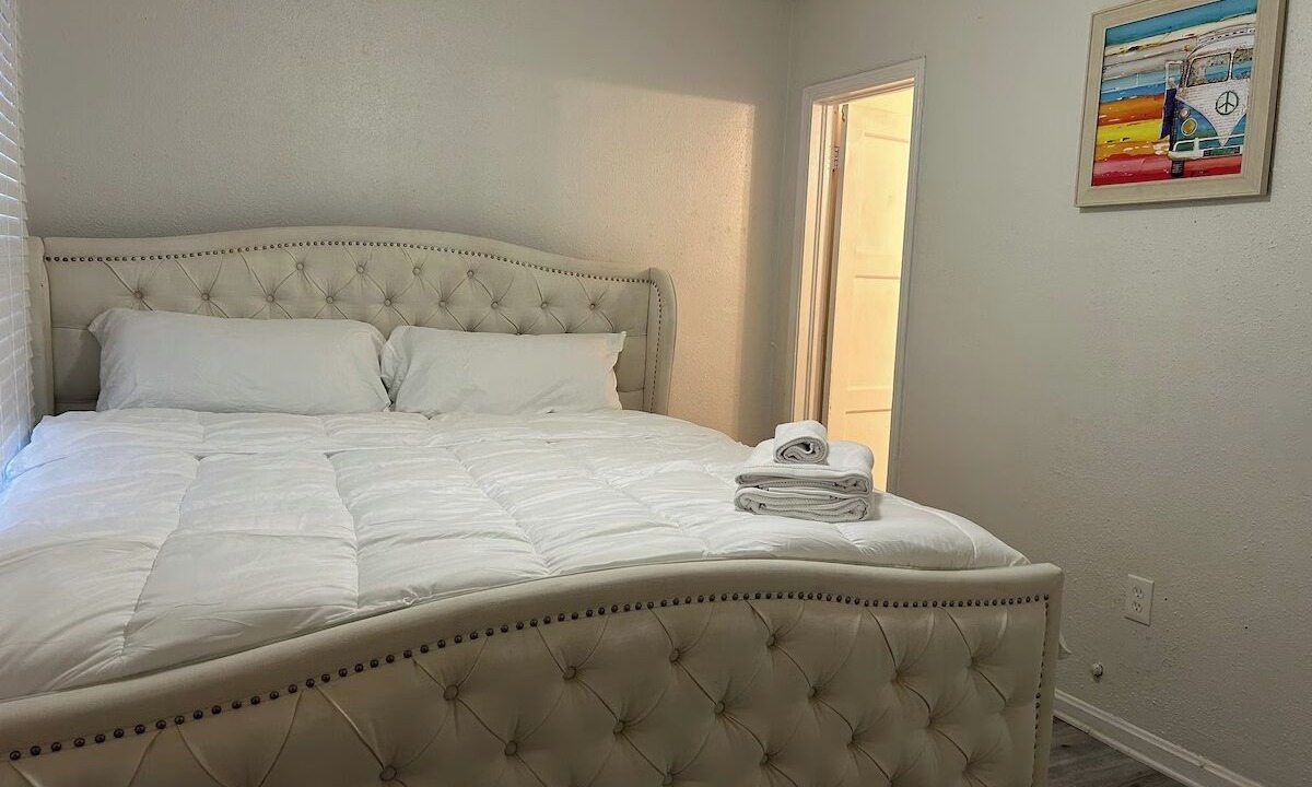 Photo of Bedroom in Houston Heights