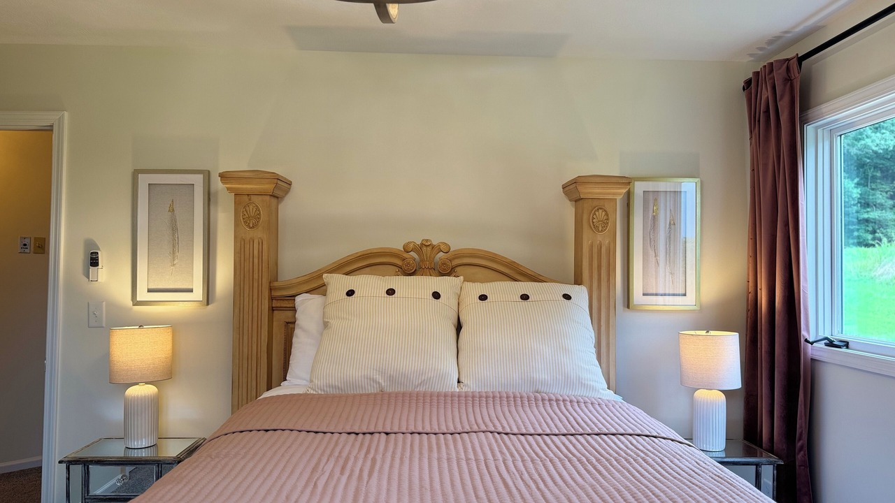 Photo of Bedroom in Perks