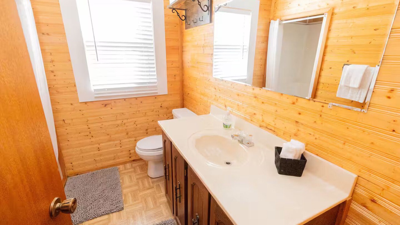 Photo of Bathroom in Terra Nova