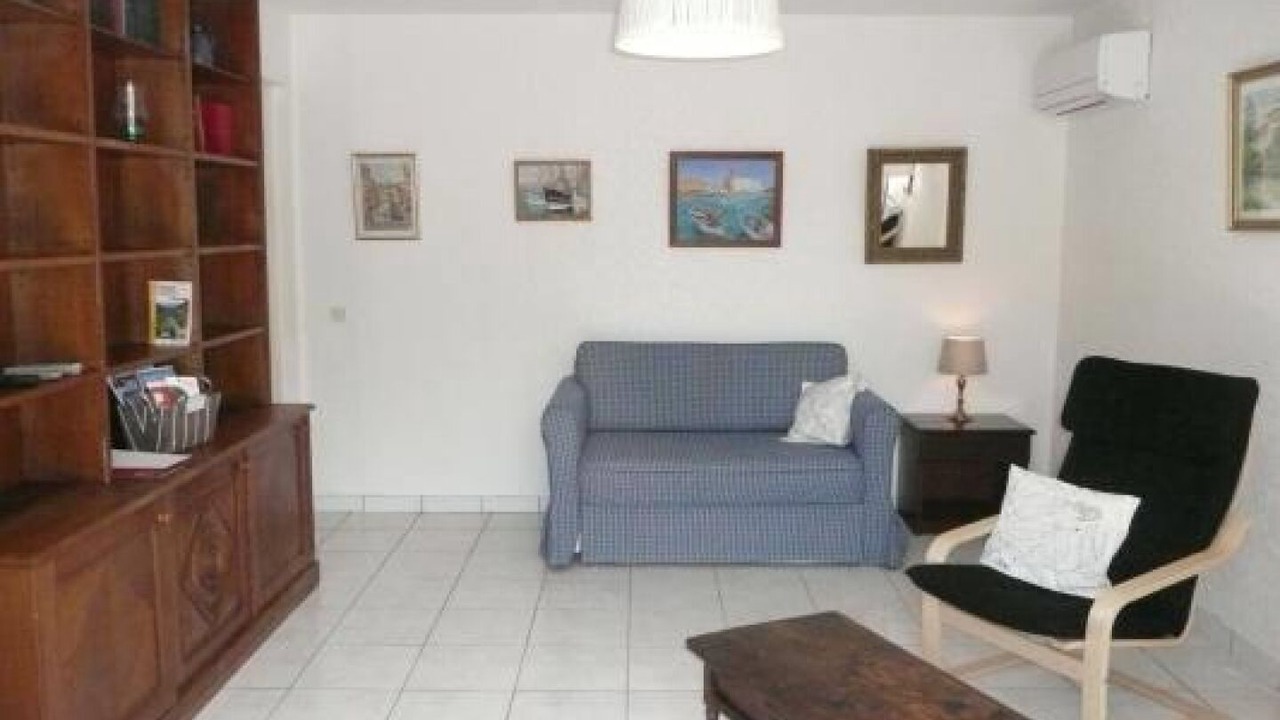 Photo of Livingroom in Teyran