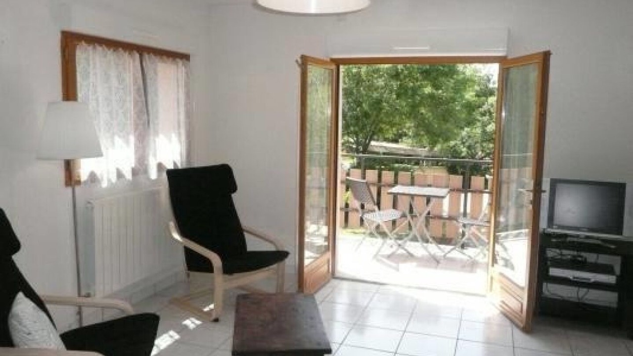 Photo of Livingroom in Teyran