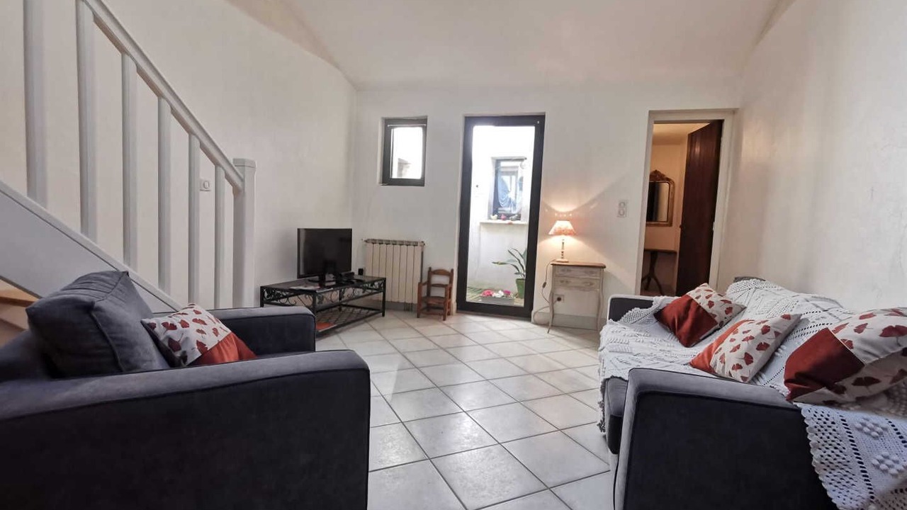 Photo of Livingroom in Causse-de-la-Selle
