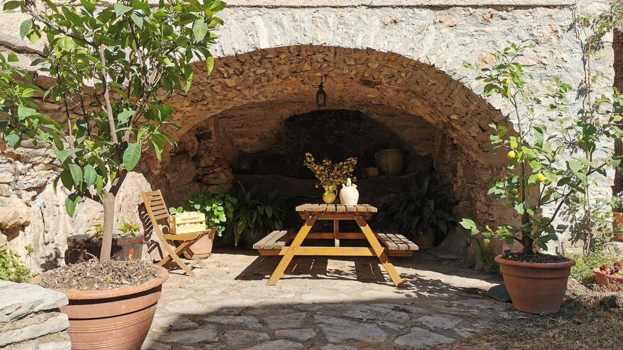 Photo of Patio Balcony in Causse-de-la-Selle
