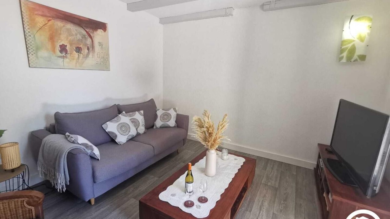 Photo of Livingroom in Cournonsec