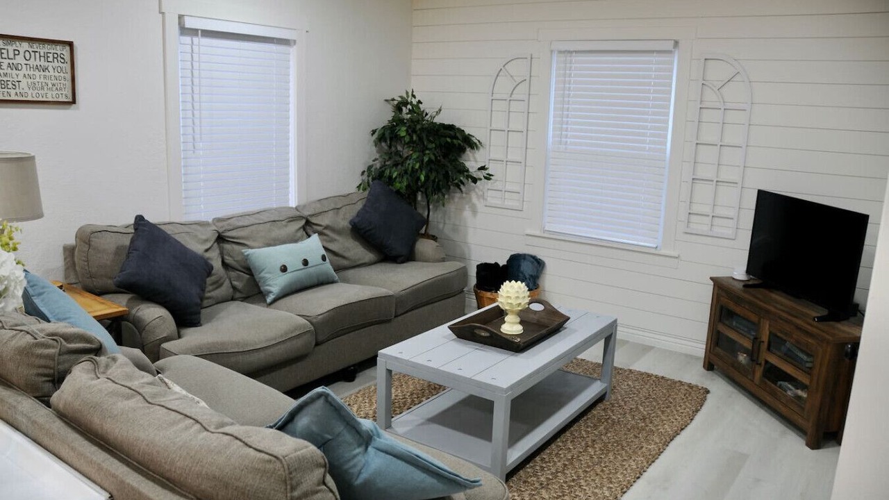 Photo of Livingroom in South Salt Lake