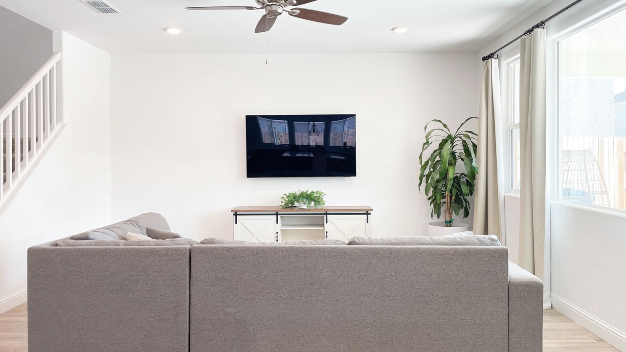 Photo of Livingroom in Pumpkin Center