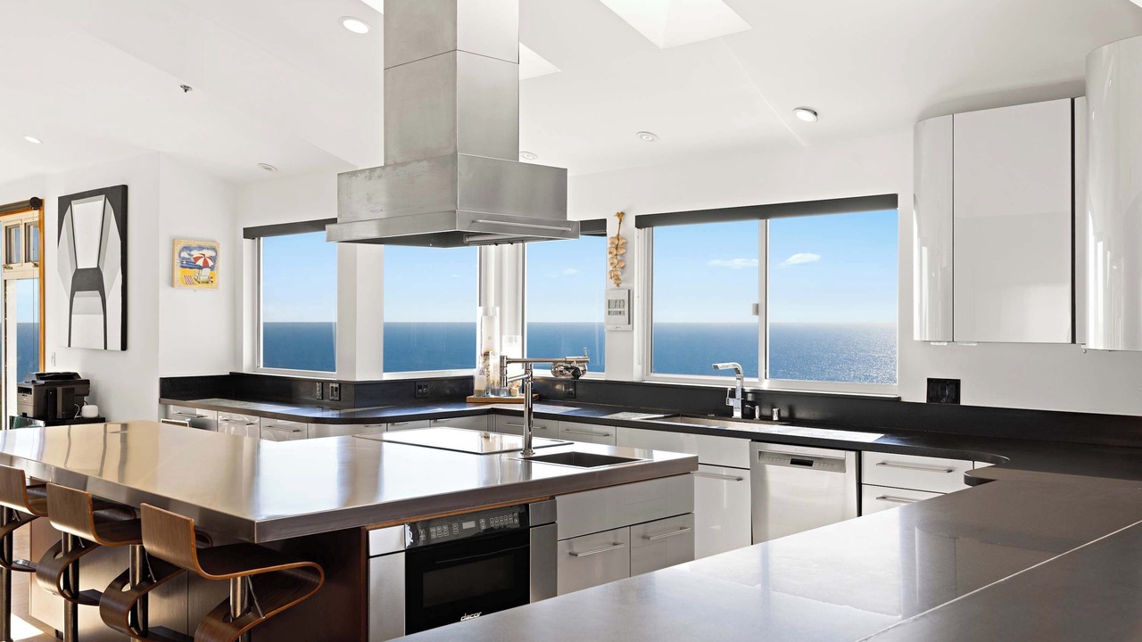 Photo of Kitchen in Central Malibu