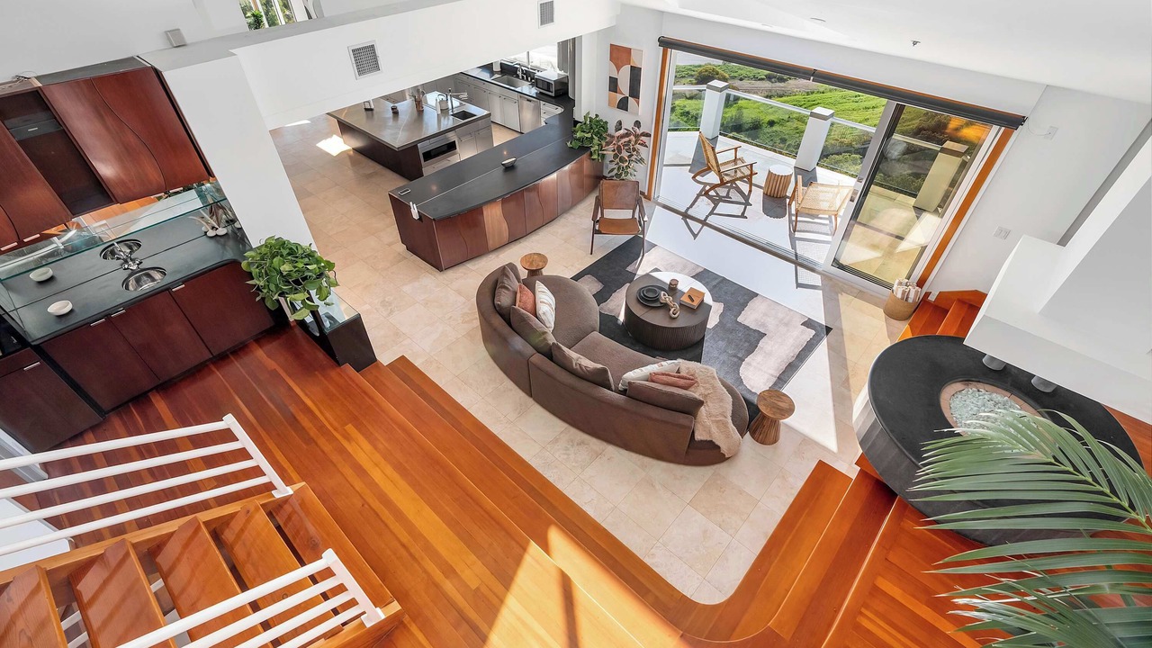 Photo of Livingroom in Central Malibu