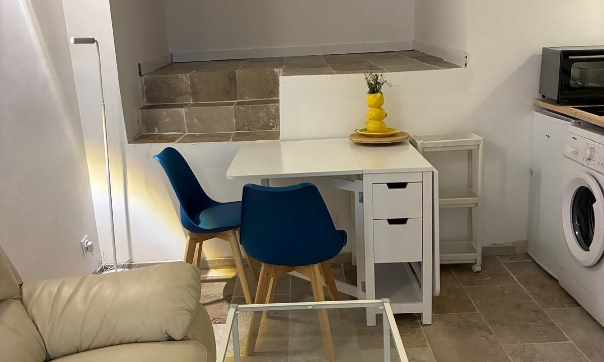 Photo of Others in Ravenel