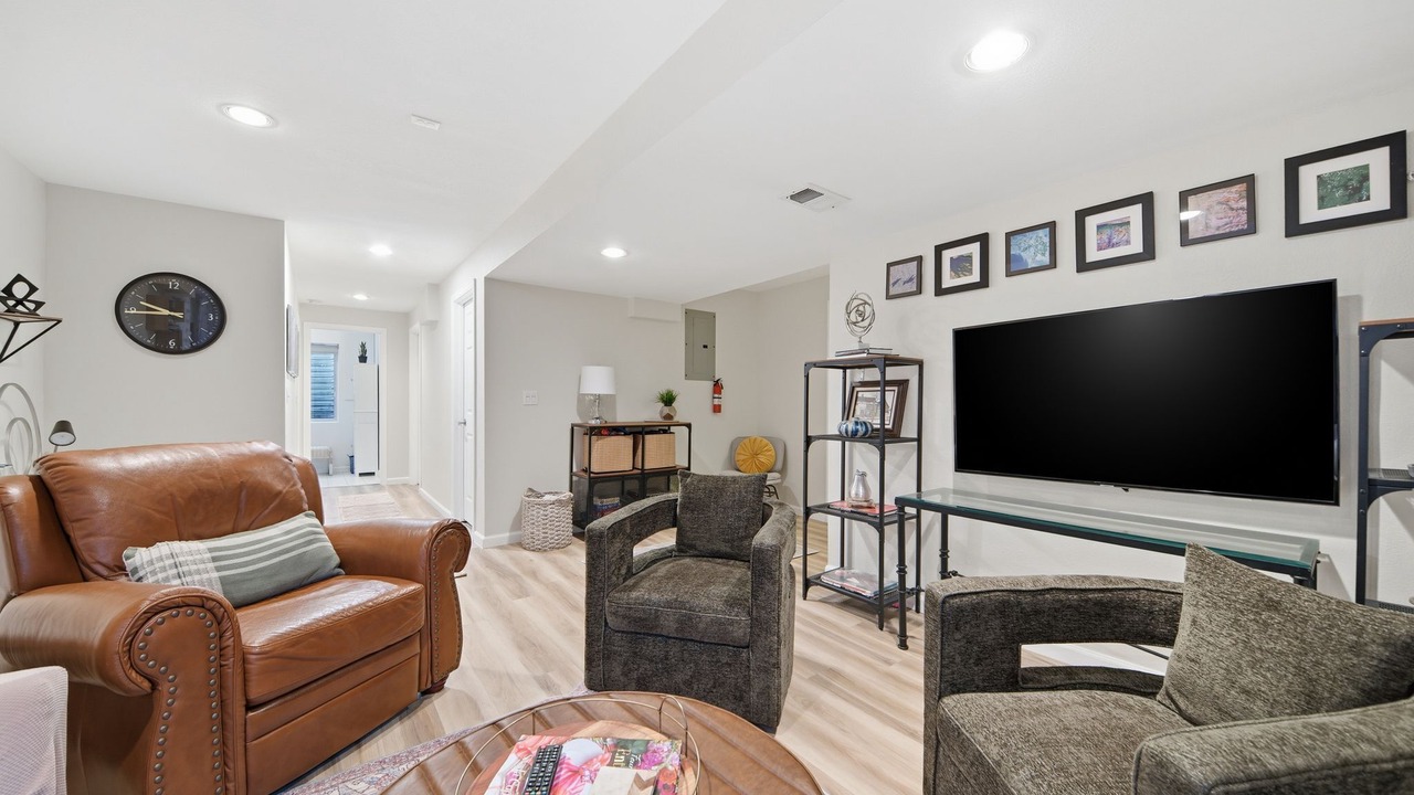Photo of Livingroom in Castle Rock