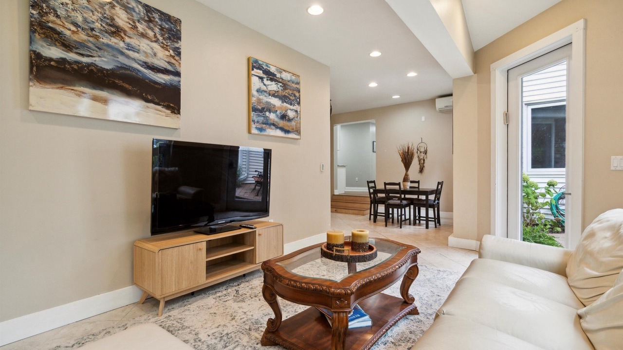 Photo of Livingroom in Langhorne