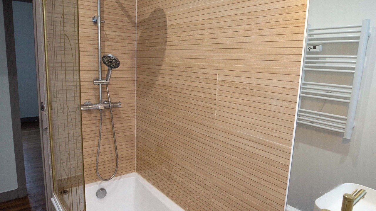 Photo of Bathroom in Antony