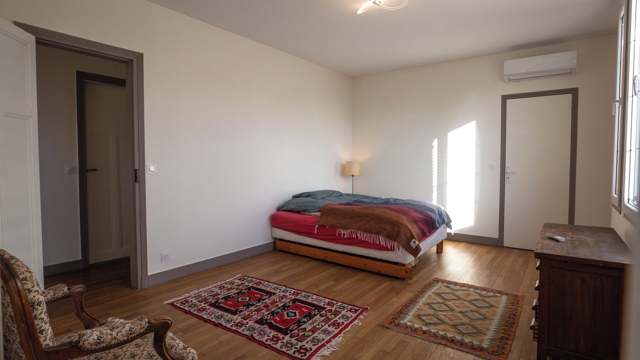 Photo of Bedroom in Antony