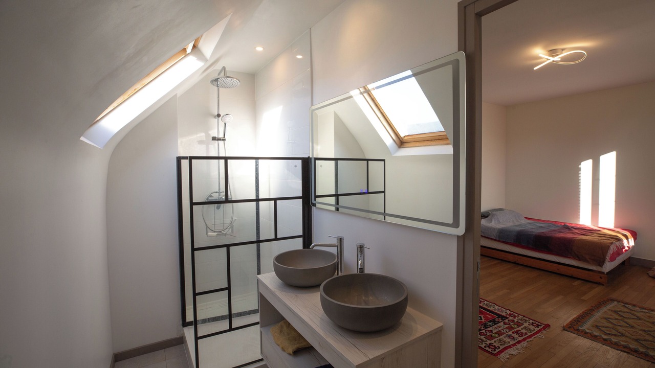 Photo of Bathroom in Antony