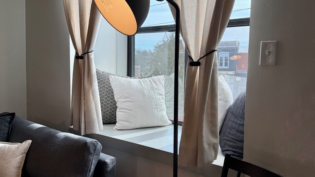 Photo of Livingroom in Burlingame