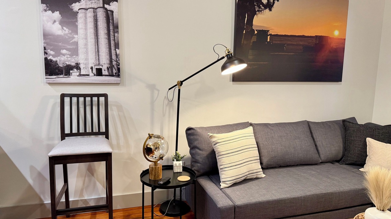 Photo of Livingroom in Burlingame