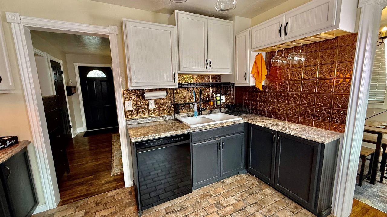 Photo of Kitchen in Midvale