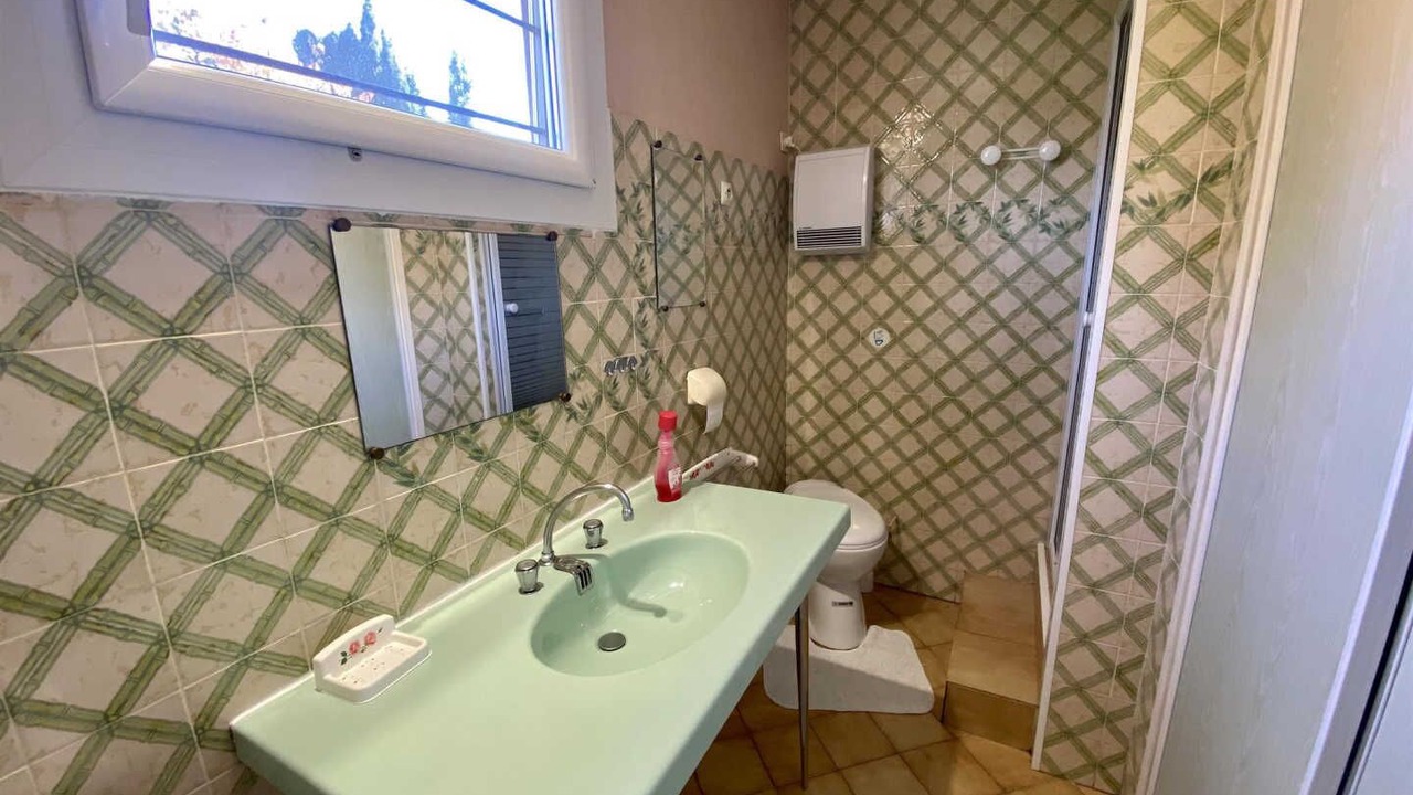 Photo of Bathroom in Arzens