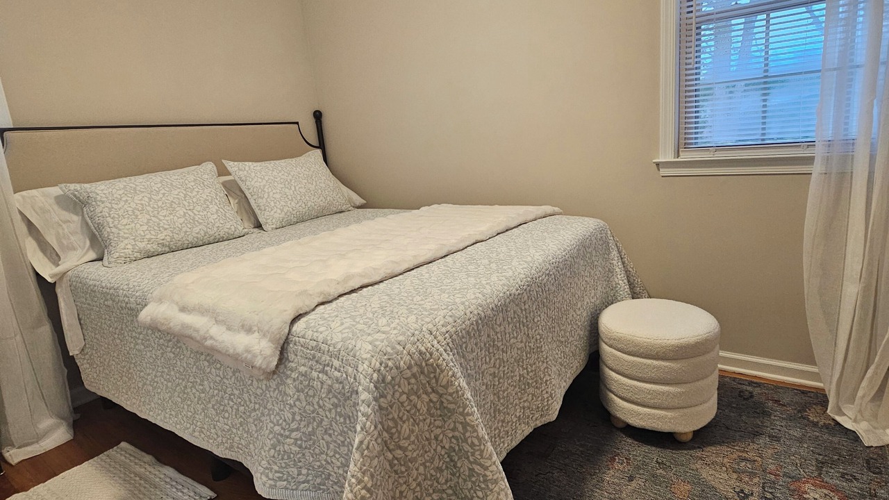 Photo of Bedroom in Hopewell