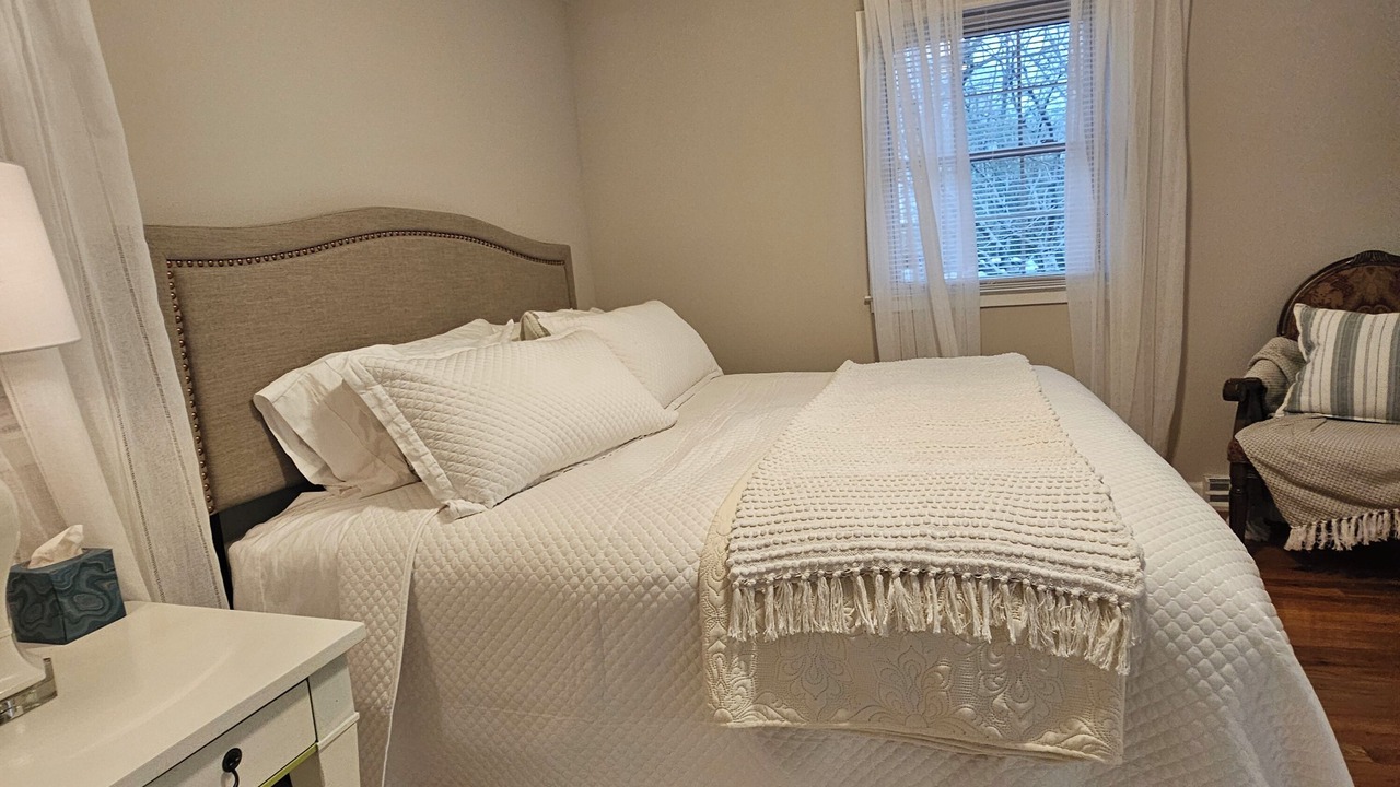 Photo of Bedroom in Hopewell
