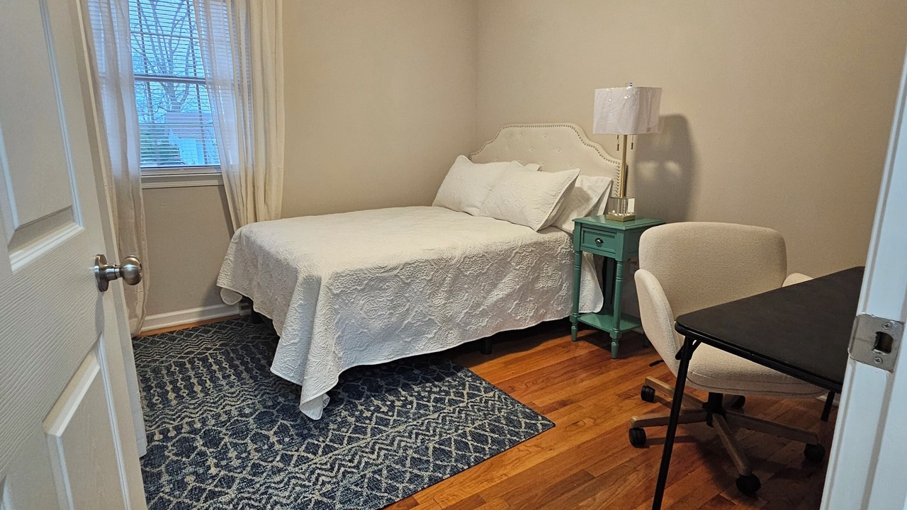 Photo of Bedroom in Hopewell