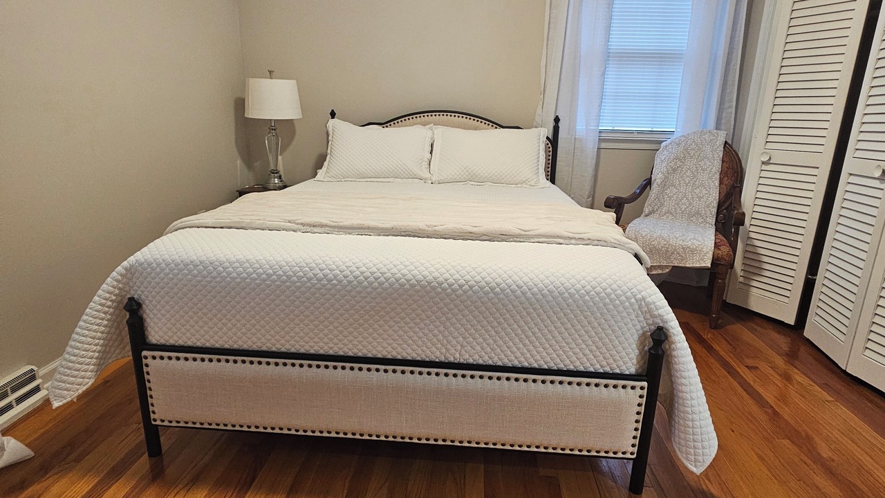 Photo of Bedroom in Hopewell