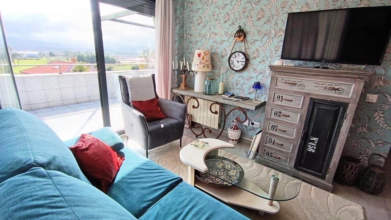 Photo of Livingroom in Cudon