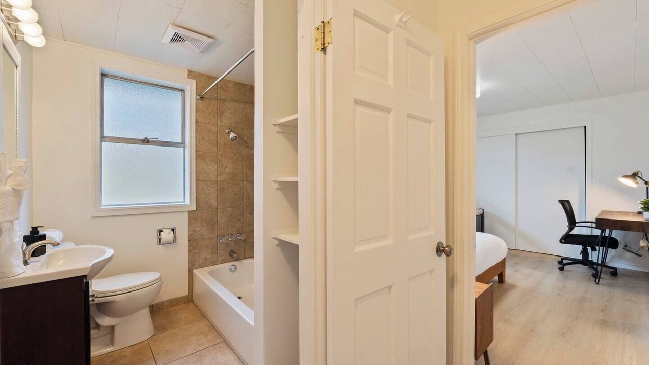 Photo of Bathroom in West Woodland