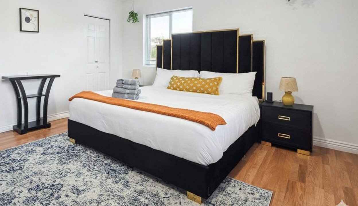 Photo of Bedroom in North Hollywood