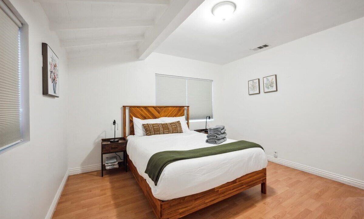 Photo of Bedroom in North Hollywood