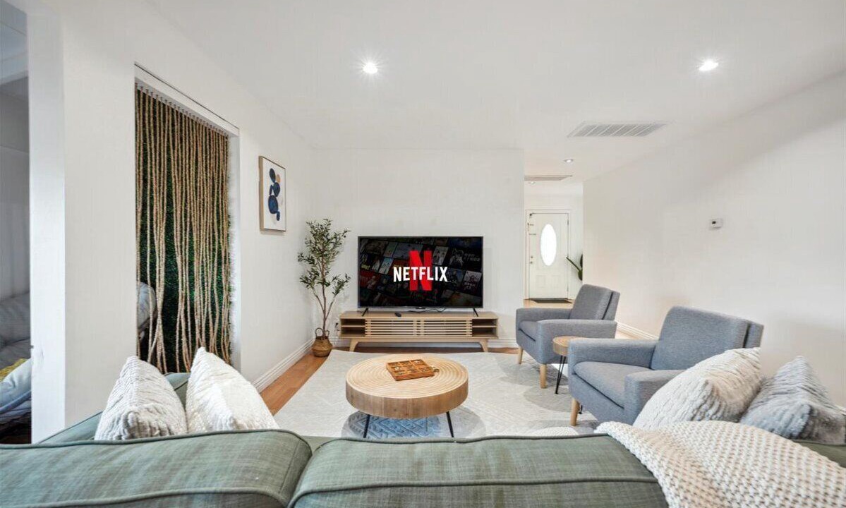 Photo of Livingroom in North Hollywood