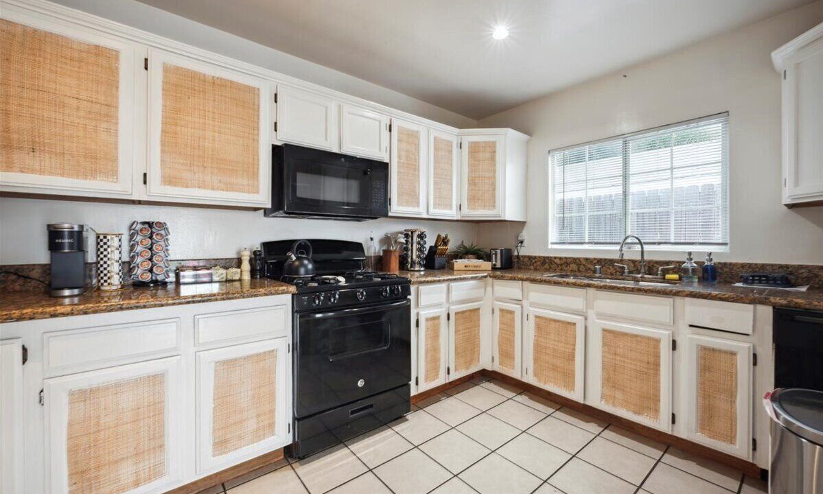 Photo of Kitchen in North Hollywood